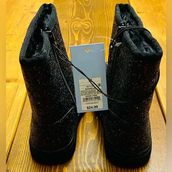 Cat & Jack Kids Glitter Boots - Black - Picture 3 of 6